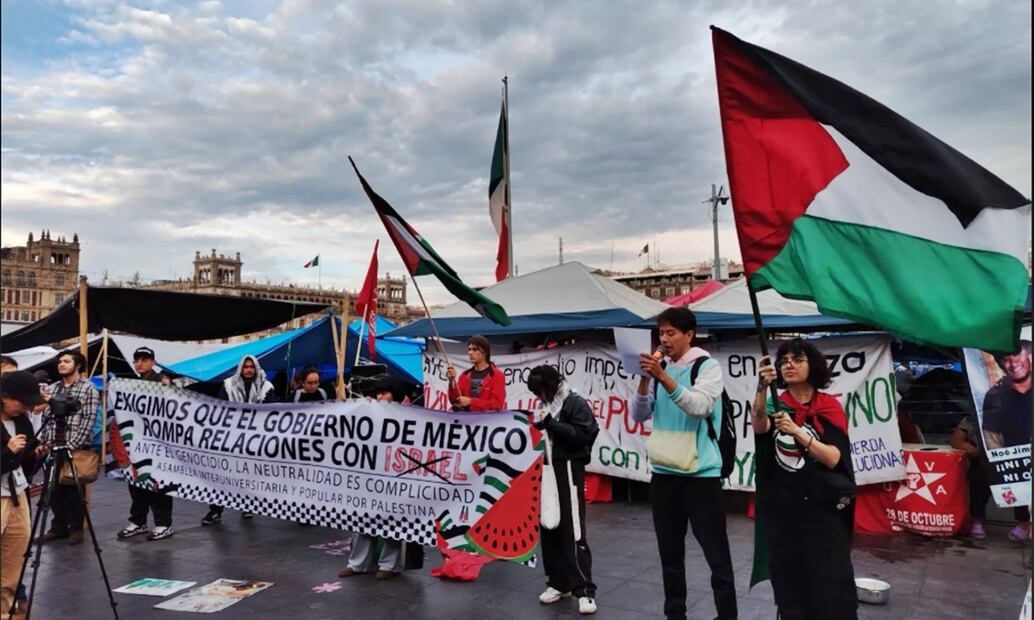 Grupos propapalestina se manifiestan frente a Palacio Nacional, para que el Gobierno de México rompa relaciones con Israel, en la Ciudad de México, el miércoles 28 de mayo de 2025. Foto: Eduardo Dina/EL UNIVERSAL
