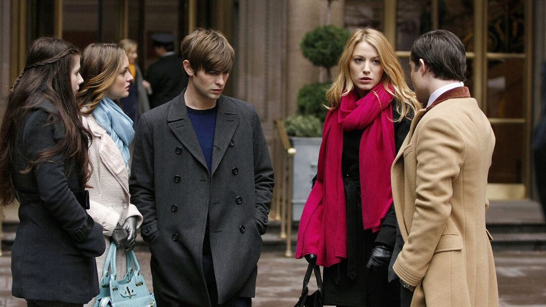 "Gossip Girl". Fuente: Twitter @laestanteriadeM