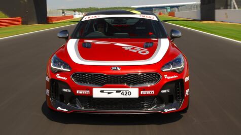 El nuevo Kia Stinger GT420 está inspirado en un modelo que iba a ser desechado