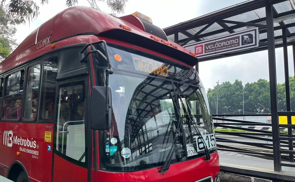 Línea 9 del Metro reanuda servicio completo; Metrobús seguirá en apoyo hasta el miércoles 11 de septiembre. Foto: Rafael García