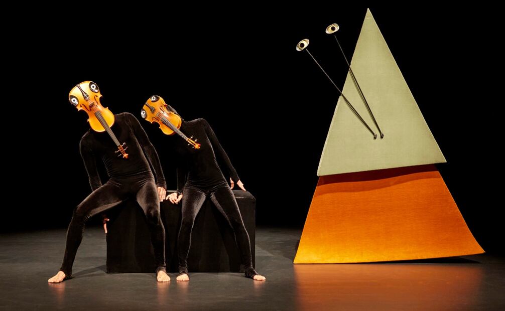 Aspectos de Mummenschanz, teatro de máscaras. Fotos: FIC