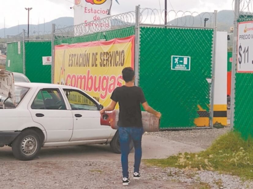 Paro de gaseros genera caos en cuatro entidades