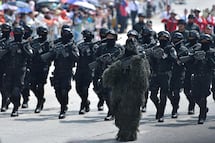 Previo al desfile en el Edomex dedican un minuto de silencio a las víctimas de Jilotzingo