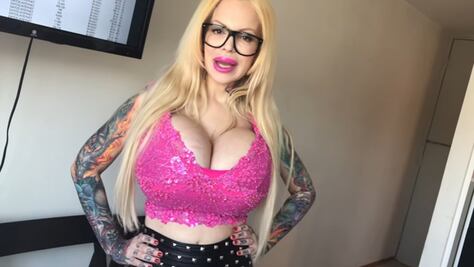 Sabrina Sabrok pide ayuda a Carlos Slim