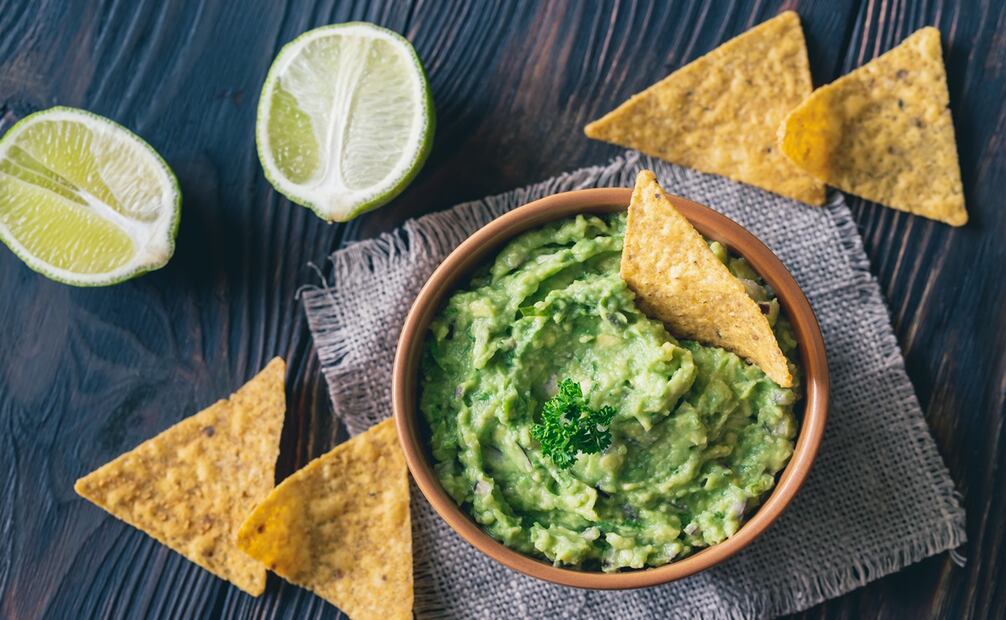 Agregar ciertos ingredientes pueden aumentar el sabor y dulzura de tu guacamole. Fotos: Pixabay