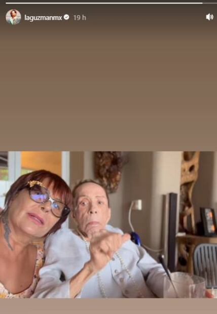 Alejandra Guzmán muestra a su madre Silvia Pinal en redes sociales.