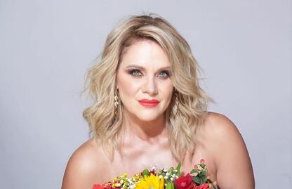 Erika Buenfil se somete a asombrosa transformación como Drag Queen