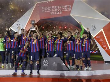 Barcelona vence al Real Madrid y conquista la Supercopa de España