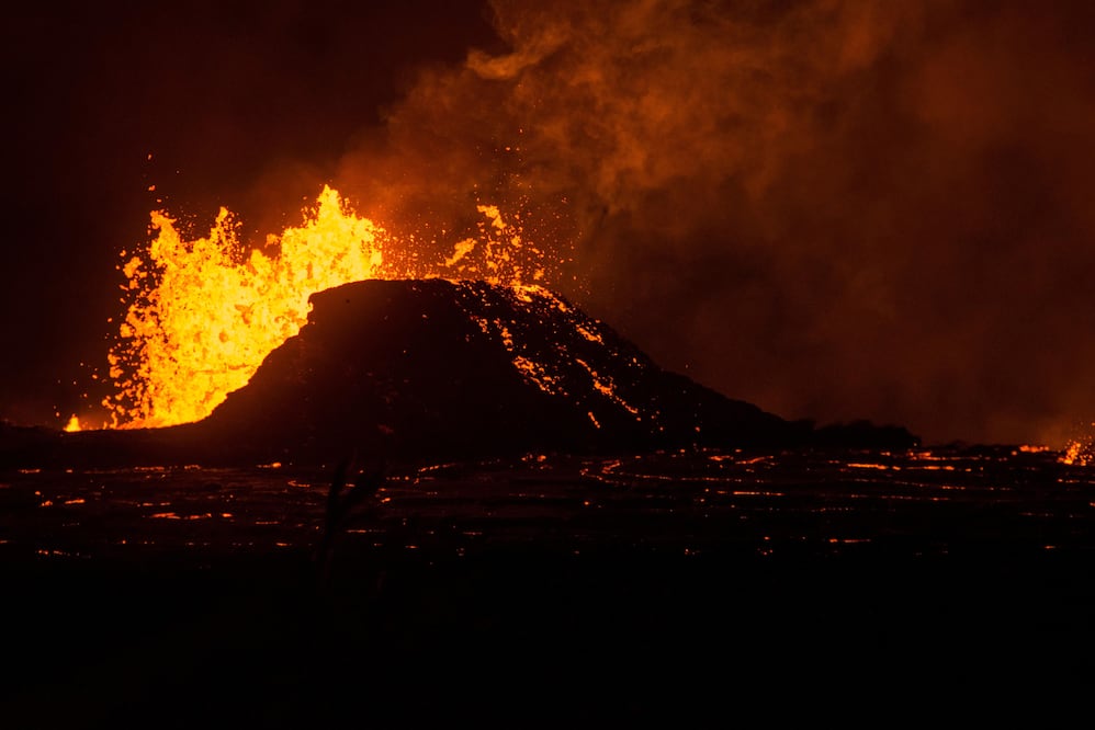 La mayoría de episodios eruptivos del volcán Kilauea registrados desde finales del año pasado suelen durar un día o incluso menos. Foto: EFE