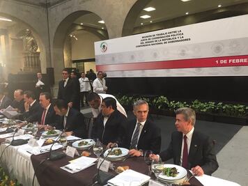 Conago sostiene encuentro en el Senado por Mando Único