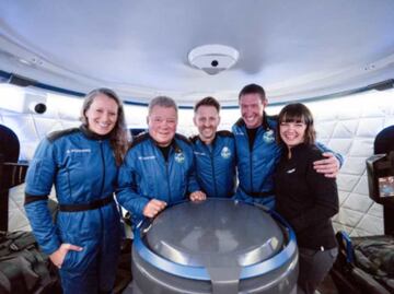 Blue Origin lleva al espacio con éxito al Capitán Kirk, William Shatner
