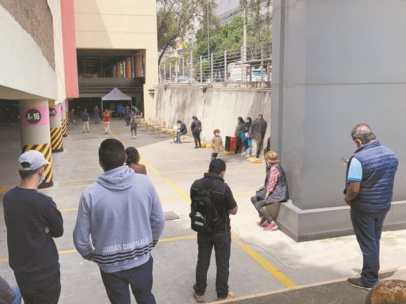 "Vuelan" las pruebas de Covid-19 en las plazas