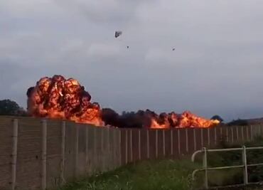Tragedia en Turín: Muere niña tras estrellarse un avión del ejercito italiano en una exhibición