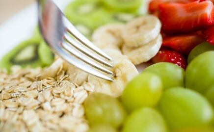 ¿Qué tipos de fibras existen, para qué sirven y en qué frutas se encuentran?