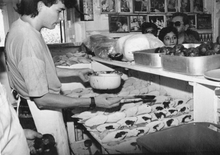 ¿Cómo llegó el bolillo a la dieta chilanga?