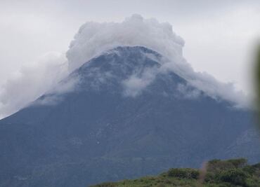 EPN instruye a dependencias mantener apoyo por Volcán de Colima