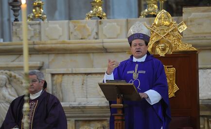 Cardenal Norberto Rivera pide orar por el pueblo de Perú