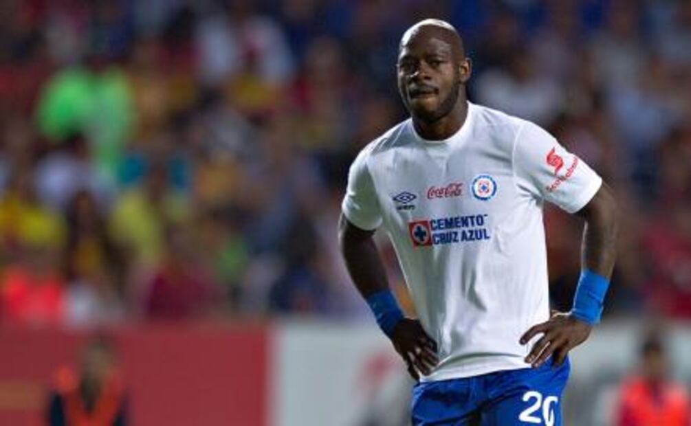 Montoya, otro "10" que fracasa en Cruz Azul