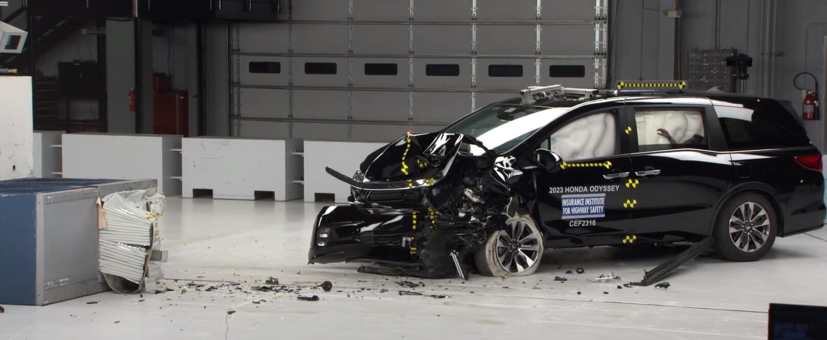 En un estudio reciente se comprobó el nivel de seguridad en los asientos traseros de las minivanes.