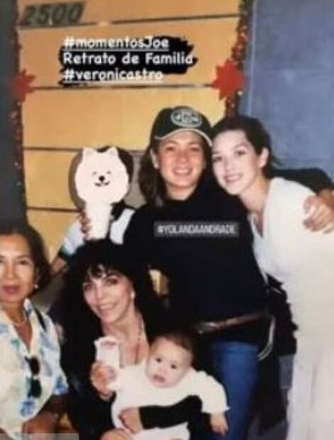 Yolanda Andrade sube foto navideña a redes sociales junto a Verónica Castro