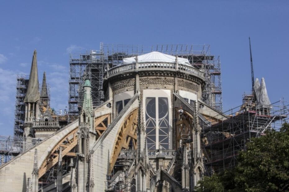 La estructura de Notre Dame está a salvo: Villeneuve
