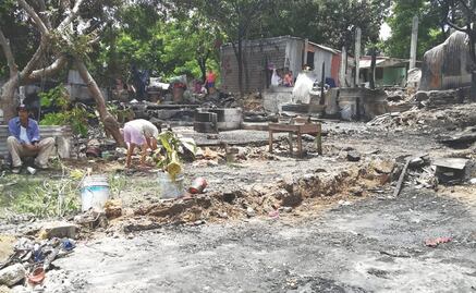 Incendio consume casas de lámina en Veracruz; no hay víctimas
