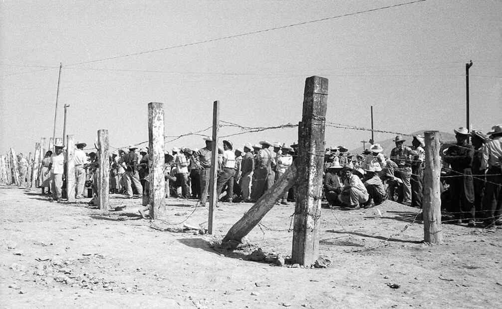 El tiempo de detención para “espaldas mojadas” era de 2 a 4 días, después venía su repatriación. Foto: Leonard Nadel/National Museum of American History/ESPECIAL.