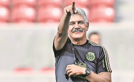 En caso de aceptar, Ferretti llegaría en enero al Tri