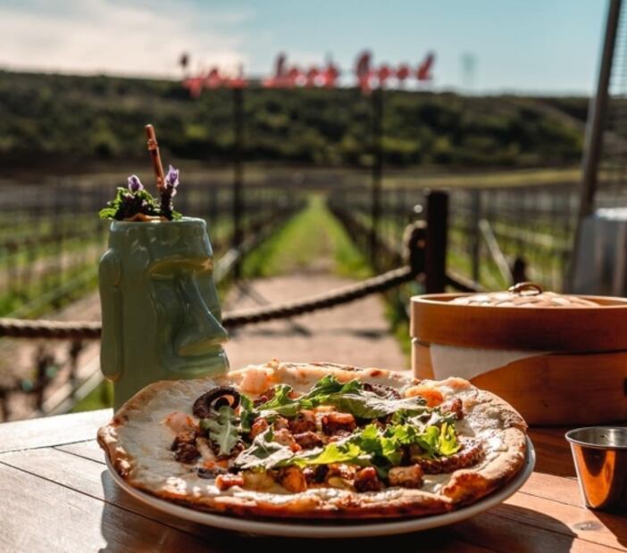 Desde tacos de birria y cervezas. Esto debes de comer si visitas Tijuana