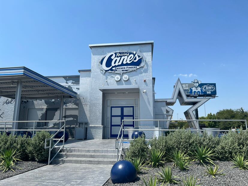 Raising Cane's, abrió una sucursal con temática enteramente dedicada a los Vaqueros FOTO: FERNANDA DÁVALOS - EL UNIVERSAL