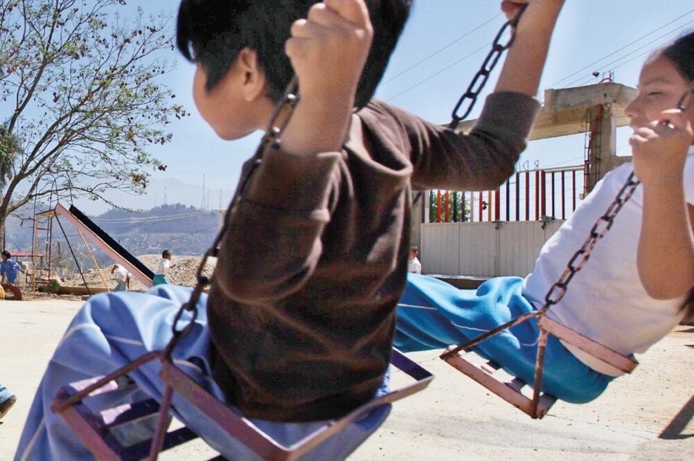 Los derechos de los niños son vulnerados principalmente en la familia, escuela y la calle (ARCHIVO EL UNIVERSAL)