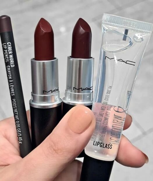 Labiales oscuros en tendencia que veremos durante otoño-invierno