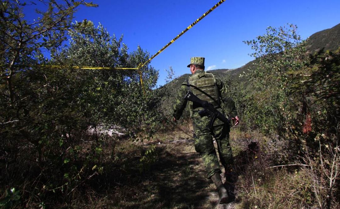 Las autoridades de las comunidades de Chilapa acudieron de manera voluntaria y que acudieron a la dependencia porque les enviaron un citatorio. (Foto:  Jorge Ríos/EL UNIVERSAL)