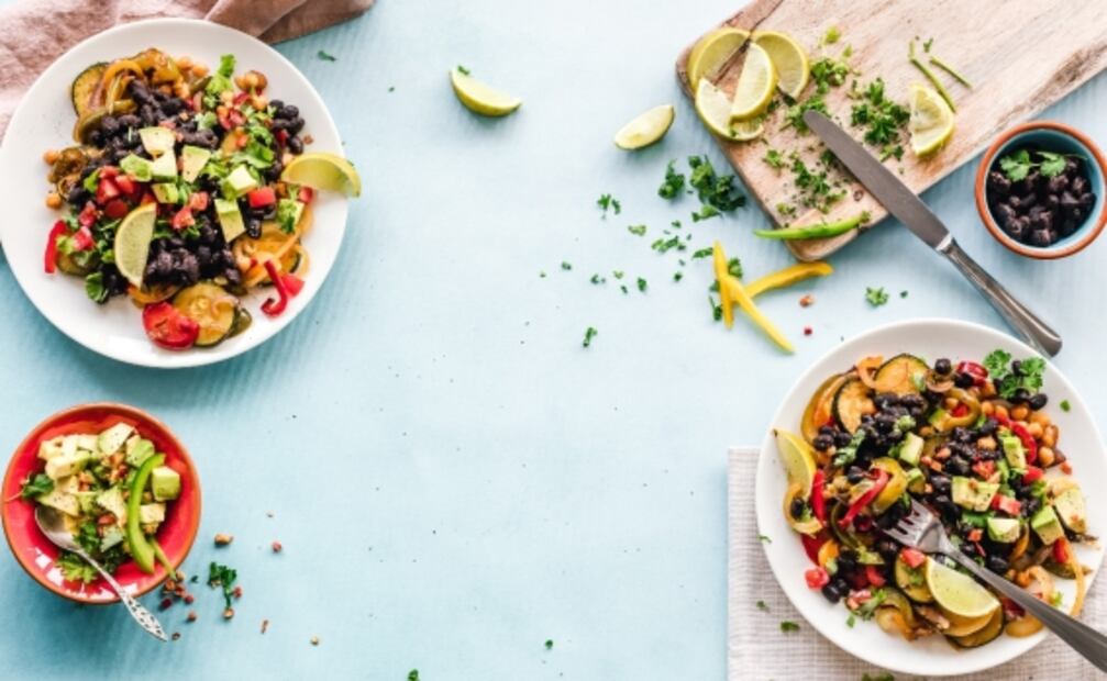 8 alimentos que toda mujer debe incluir en su dieta