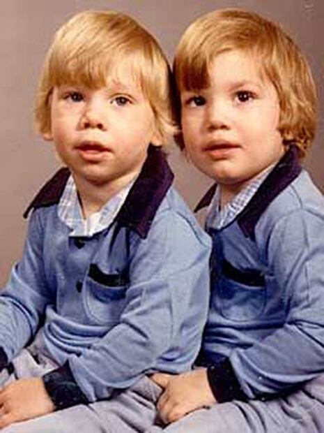 Ashton Kutcher se quebró al revelar los problemas de salud de su hermano mellizo Michael