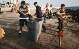 Limpian 34 playas afectadas por manchas de hidrocarburo en Veracruz; participan 235 elementos de la Marina