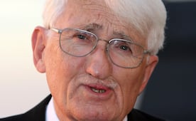 Jürgen Habermas; el pensador que llevó la filosofía al debate público