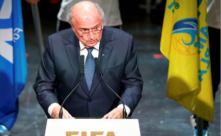 Blatter se siente acosado por los ingleses