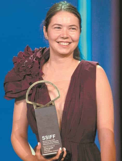 Noche de fuego logra tres premios en el Festival de San Sebastián