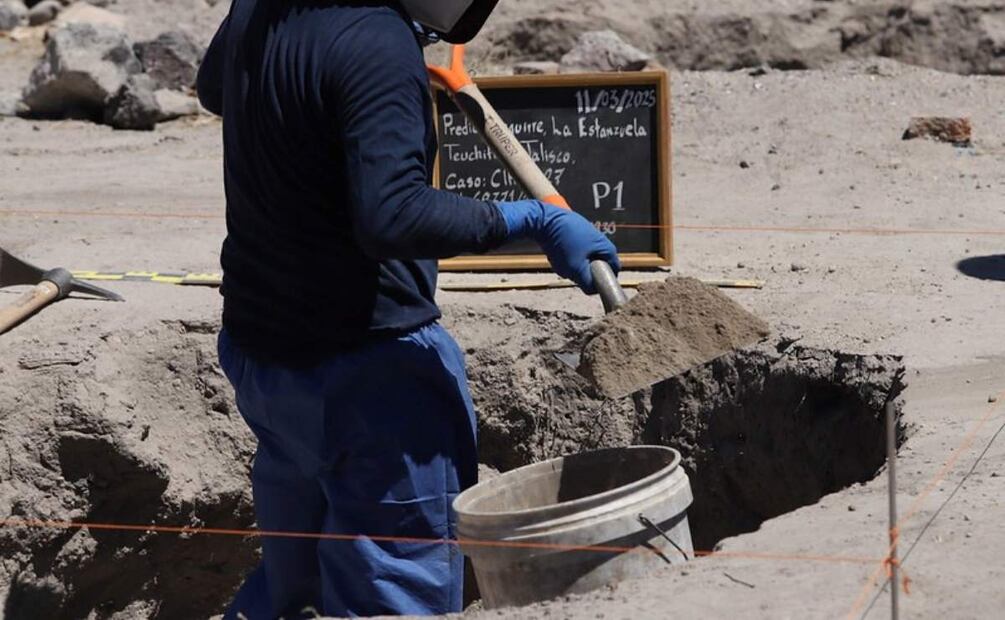 Hasta ahora se han detectado seis lotes óseos en cuatro espacios del predio de casi 10 mil metros cuadrados (11/03/2025). Foto: Fiscalía de Jalisco