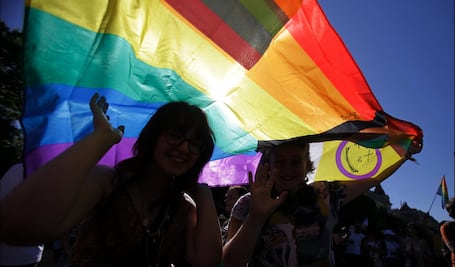 FOTOS: Marchan miles en el mundo en el Día del Orgullo LGBT+