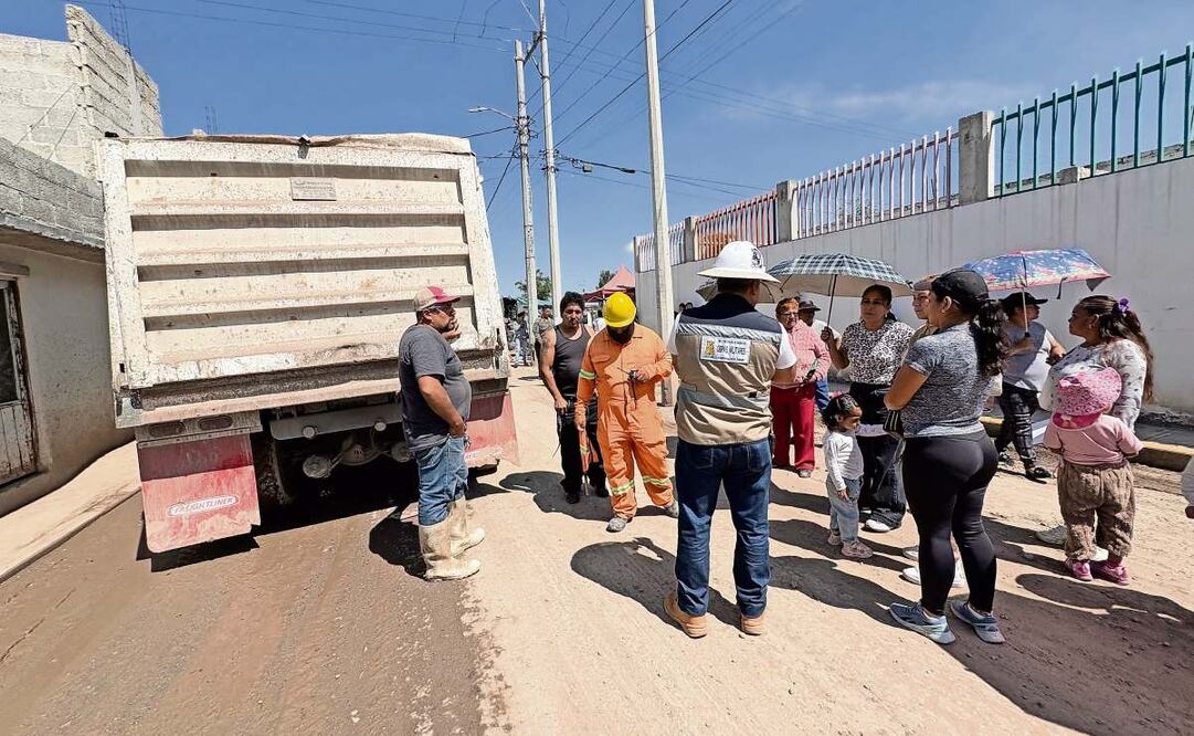 Los pobladores expresaron su inconformidad por las obras del proyecto con destino a Querétaro, en el Frente 2 Tultitlán-Coyotepec. Foto: ARTURO CONTRERAS/EL UNIVERSAL