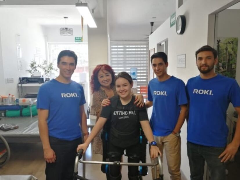 Robot ayuda a caminar a personas con discapacidad 