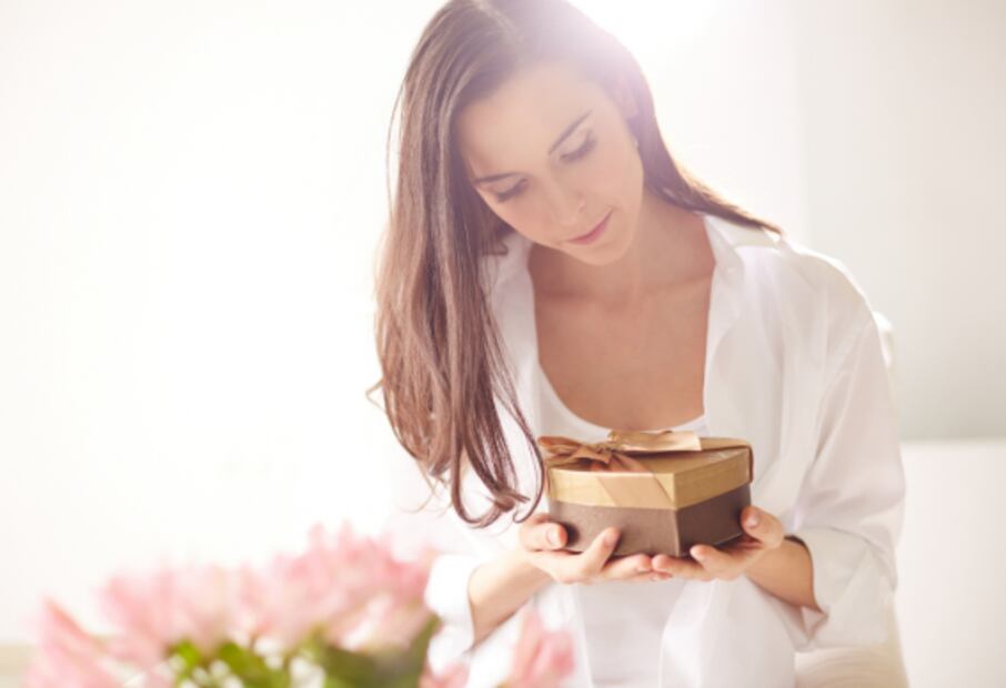¿Qué flores y regalos van mejor con cada ocasión especial?