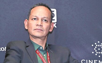 Ernesto Contreras asume presidencia de la academia del Ariel