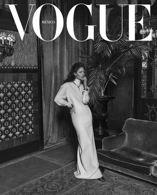 Eiza González posa para portada de Vogue al estilo de María Félix 