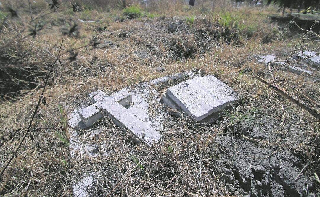 Diputados piden conocer la condición de los panteones. Foto: Carlos Mejía. EL UNIVERSAL