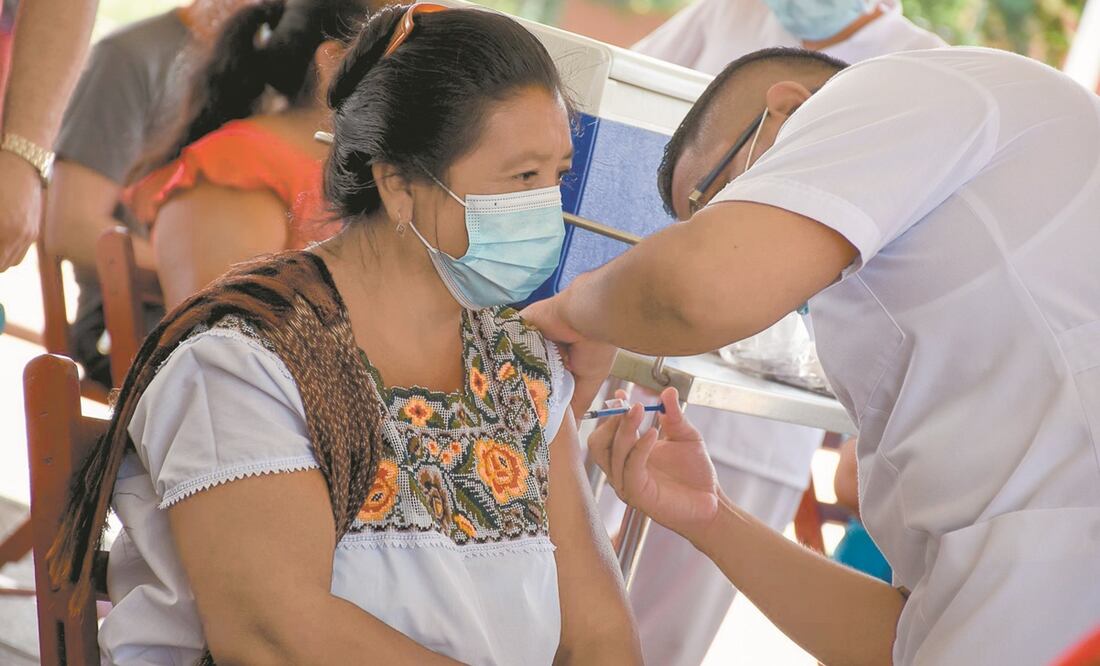Prevén concluir plan de vacunación en octubre. Foto: MICHEL BALAM. CUARTOSCURO