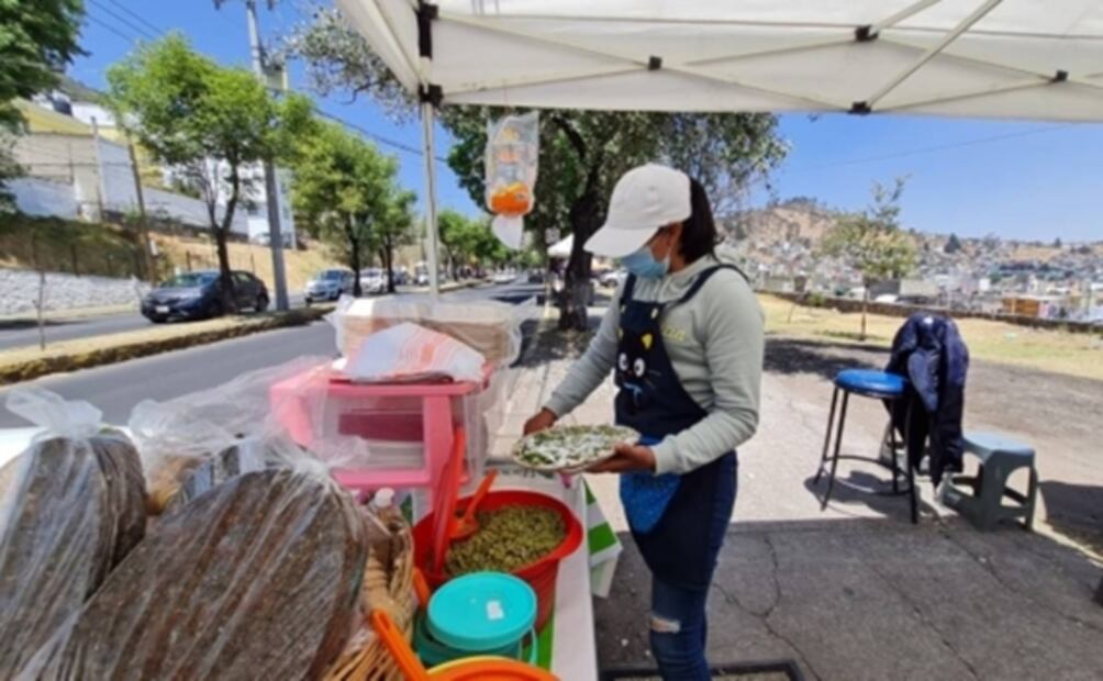 Estas son las diferencias entre el huarache toluqueño, el de la CDMX y las tlayudas