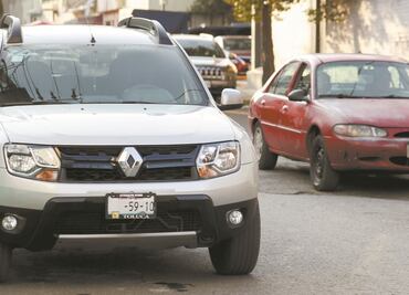 En Edomex, 28% de autos tienen placas vencidas